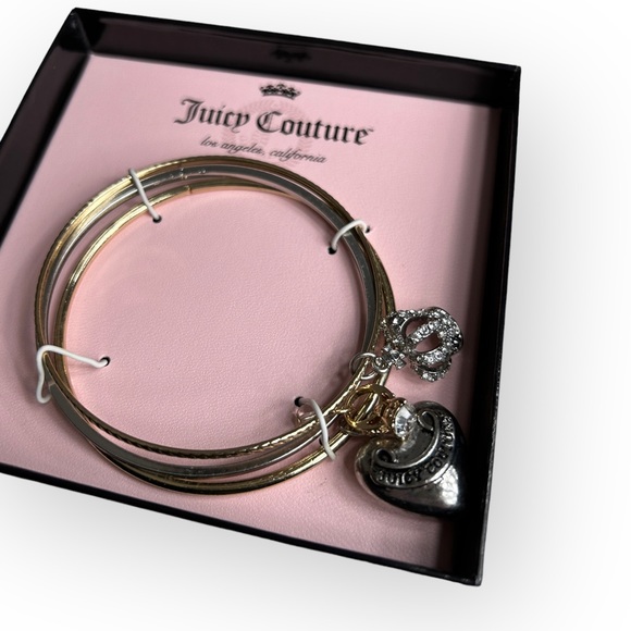 NIB Juicy Couture Set of Three Stack of Charm Bracelets Gold/Silver Y2K Wristlet - Picture 8 of 9